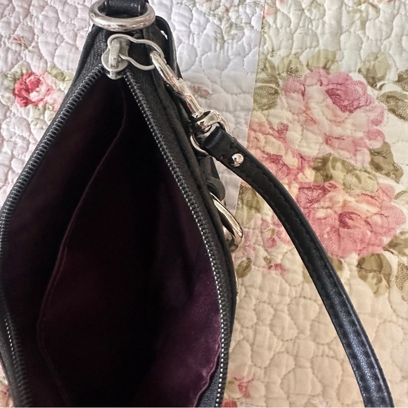 Vintage Coach Y2K Black Wristlet with silver accents - Picture 6 of 10